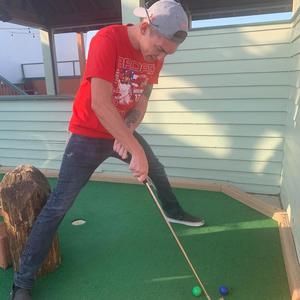 Meet your Posher, Justin